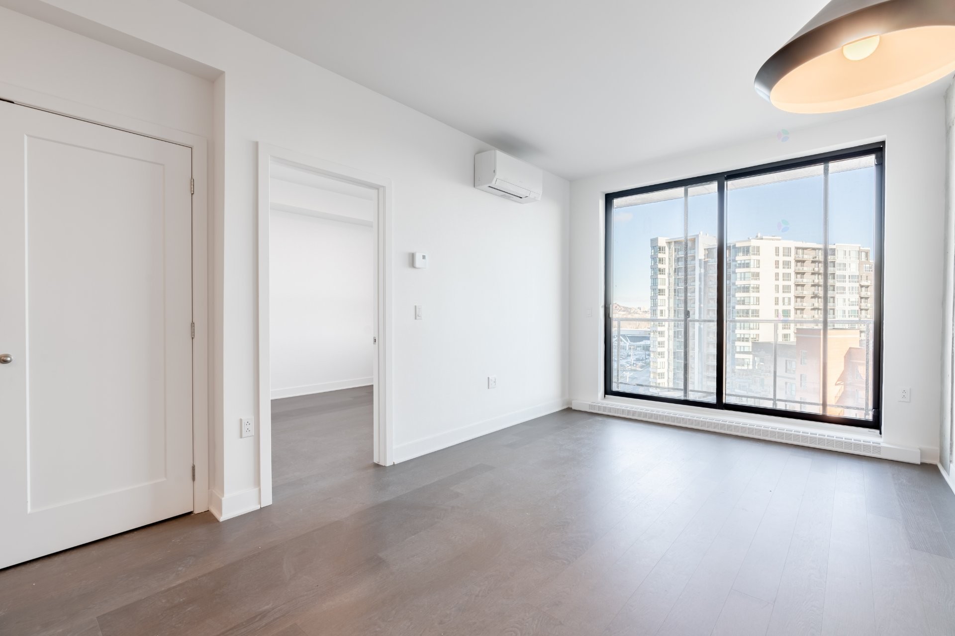 









7070


Boul. Newman

, 1008,
Montréal (LaSalle),




QC
H8N0K1

