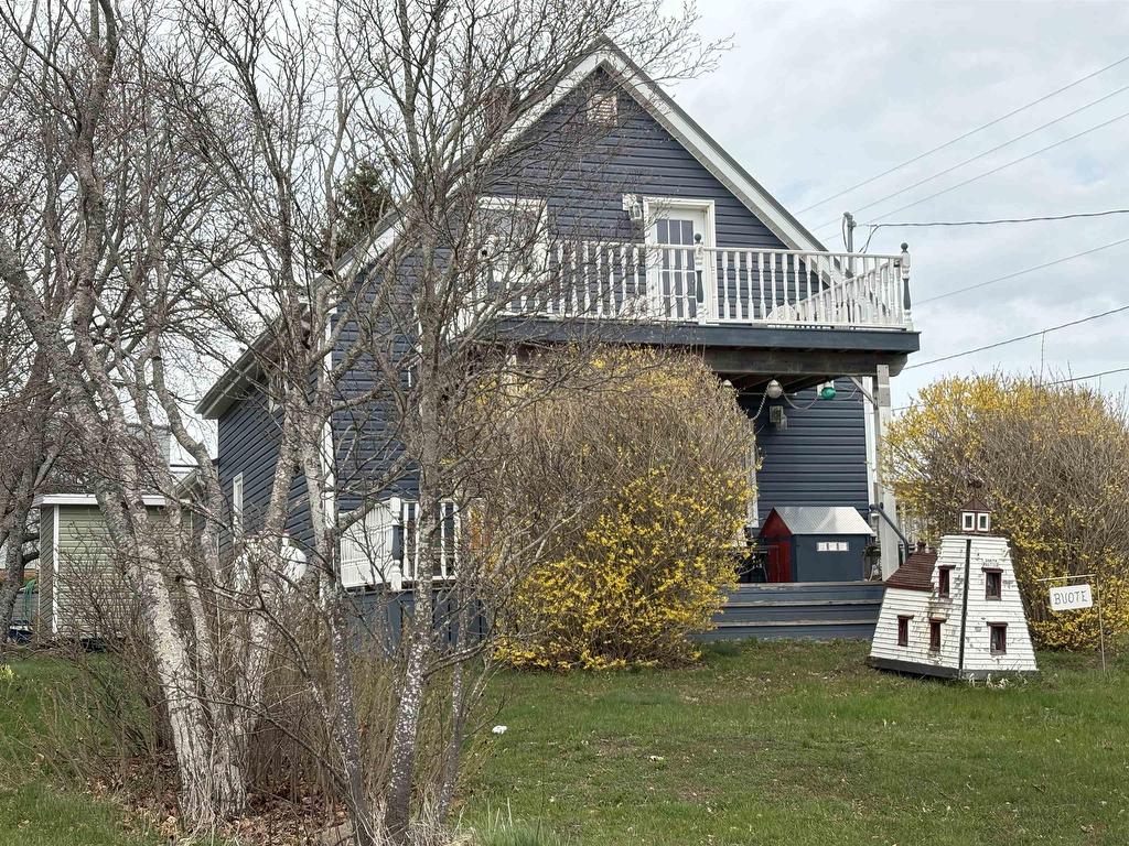 












18 Allen Street

,
North Rustico,




PE
C0A 1X0

