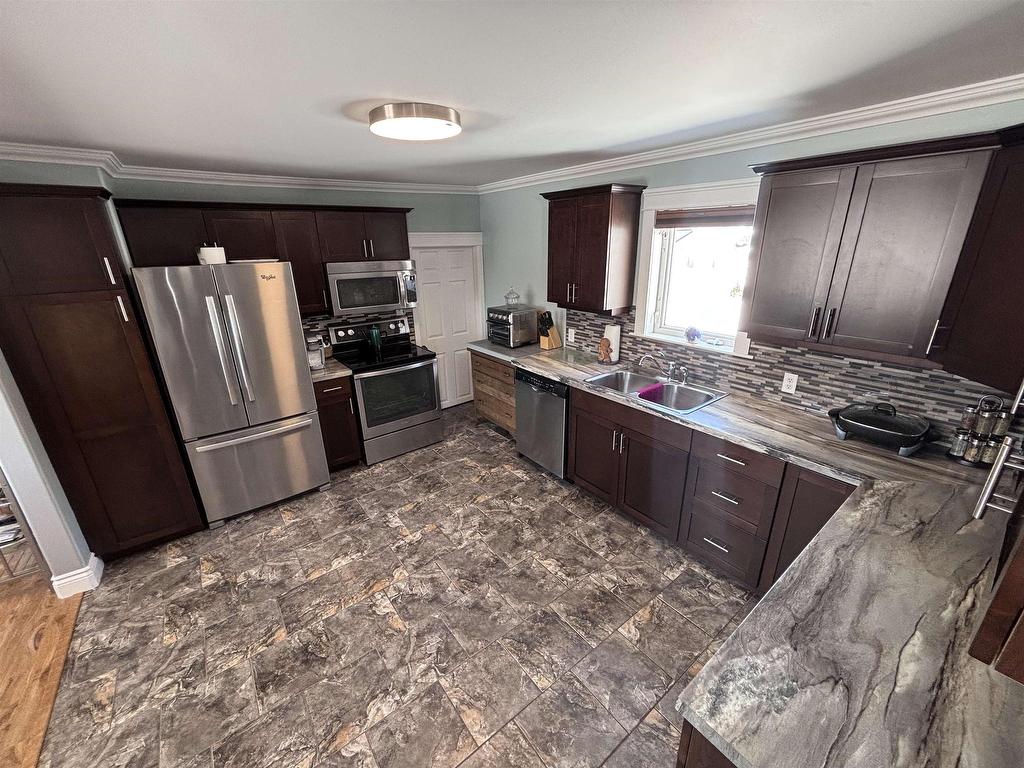 












18 Allen Street

,
North Rustico,




PE
C0A 1X0


