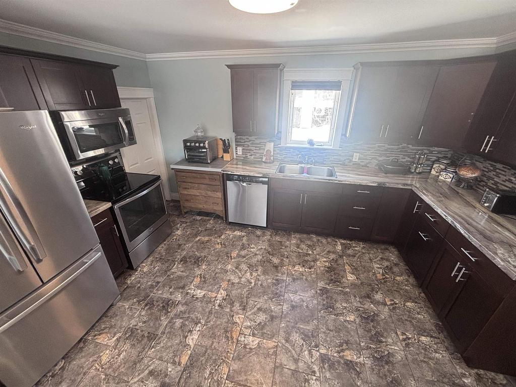 












18 Allen Street

,
North Rustico,




PE
C0A 1X0


