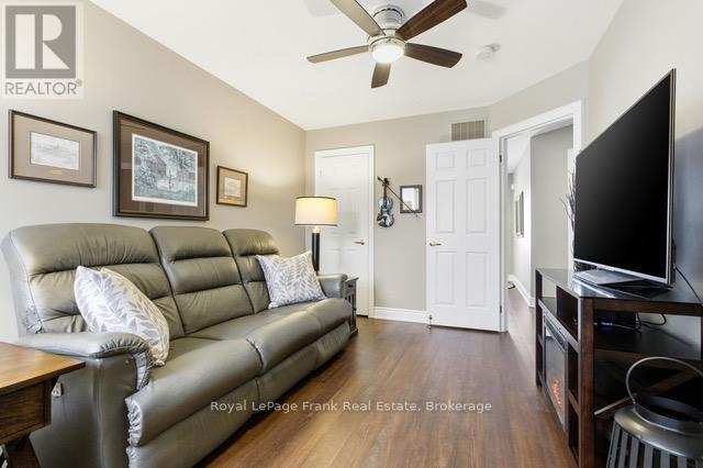 












879 KERR STREET W

,
Cobourg,




Ontario
K9A0J5

