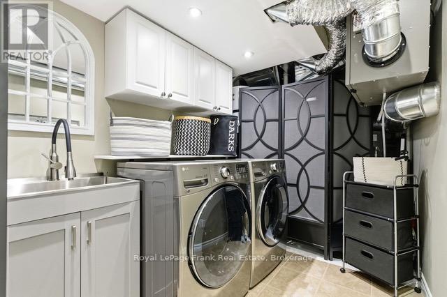 












879 KERR STREET W

,
Cobourg,




Ontario
K9A0J5

