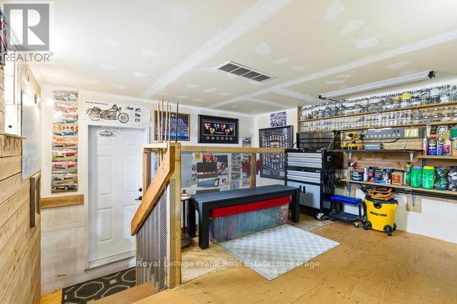 












879 KERR STREET W

,
Cobourg,




Ontario
K9A0J5

