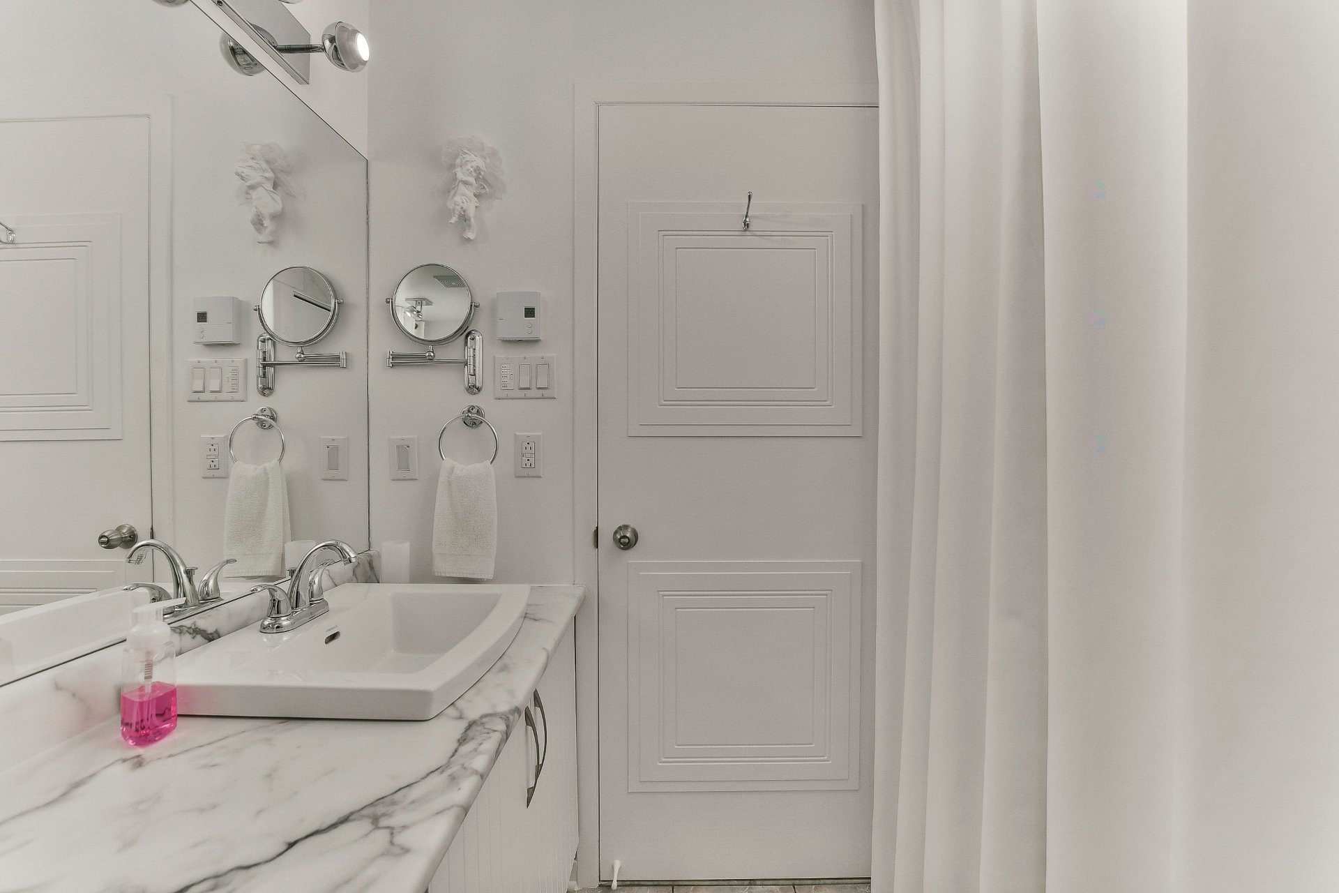 









569


Boul. Iberville

, 102,
Repentigny (Repentigny),




QC
J6A2C2

