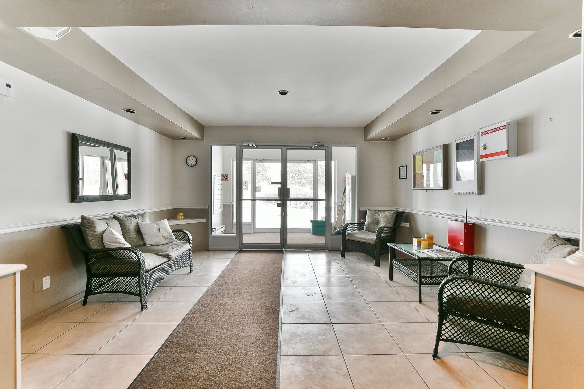 









569


Boul. Iberville

, 102,
Repentigny (Repentigny),




QC
J6A2C2

