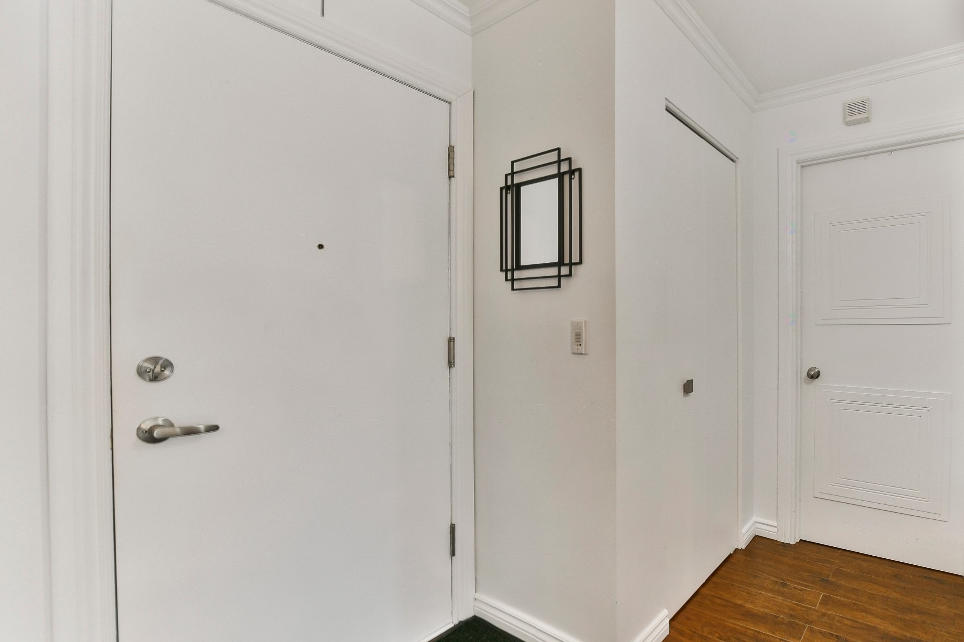 









569


Boul. Iberville

, 102,
Repentigny (Repentigny),




QC
J6A2C2

