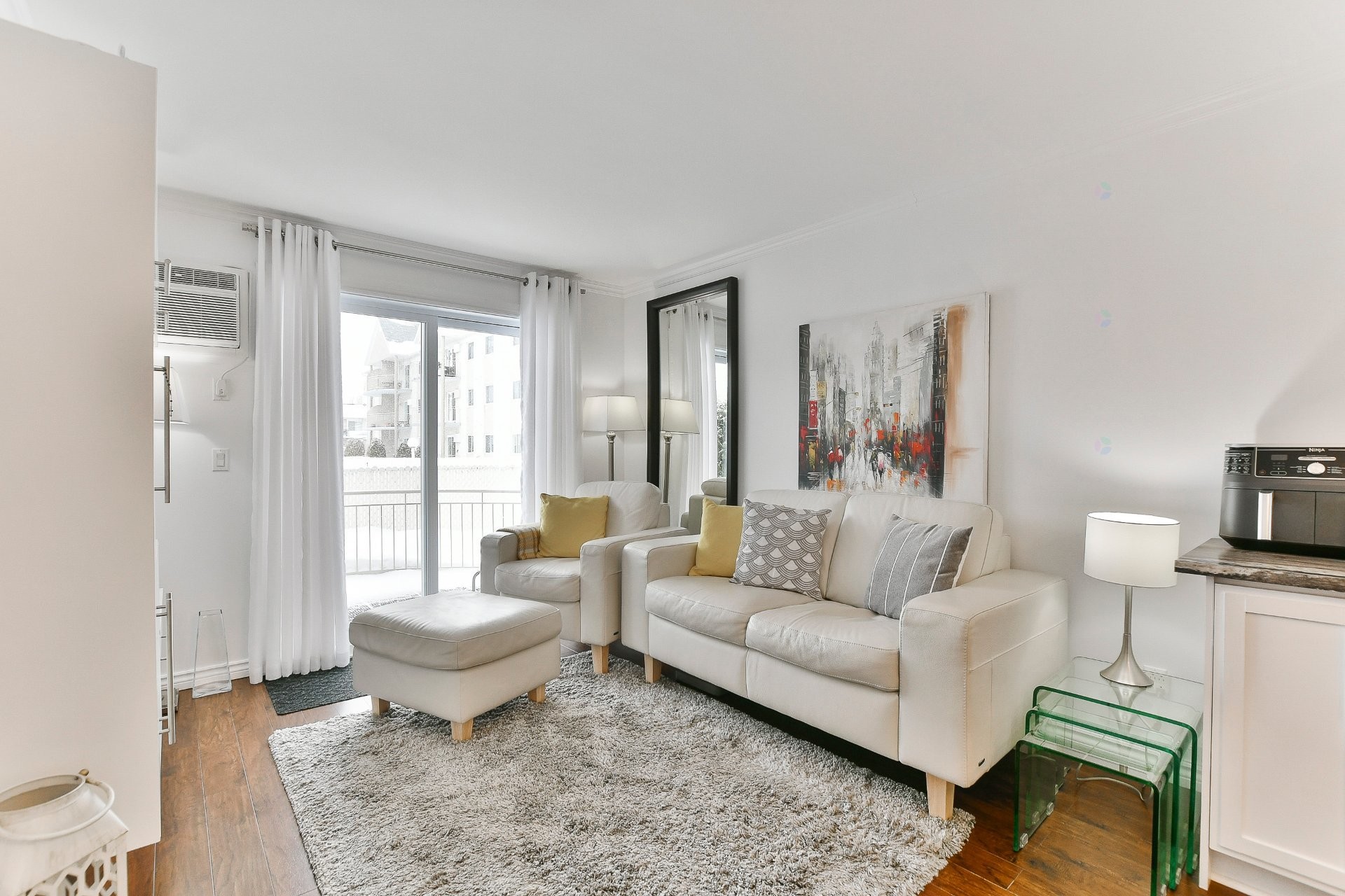 









569


Boul. Iberville

, 102,
Repentigny (Repentigny),




QC
J6A2C2

