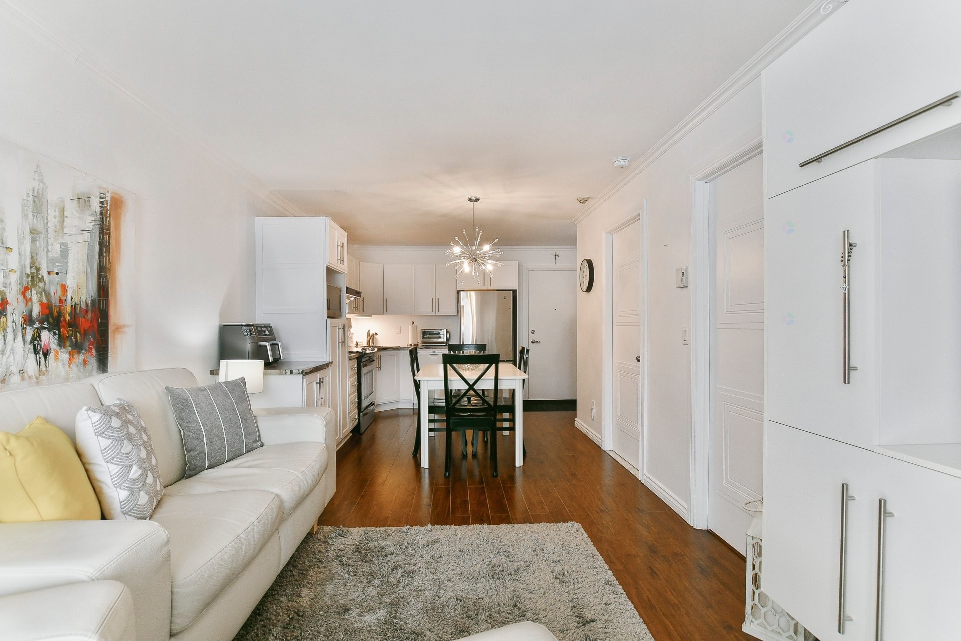 









569


Boul. Iberville

, 102,
Repentigny (Repentigny),




QC
J6A2C2

