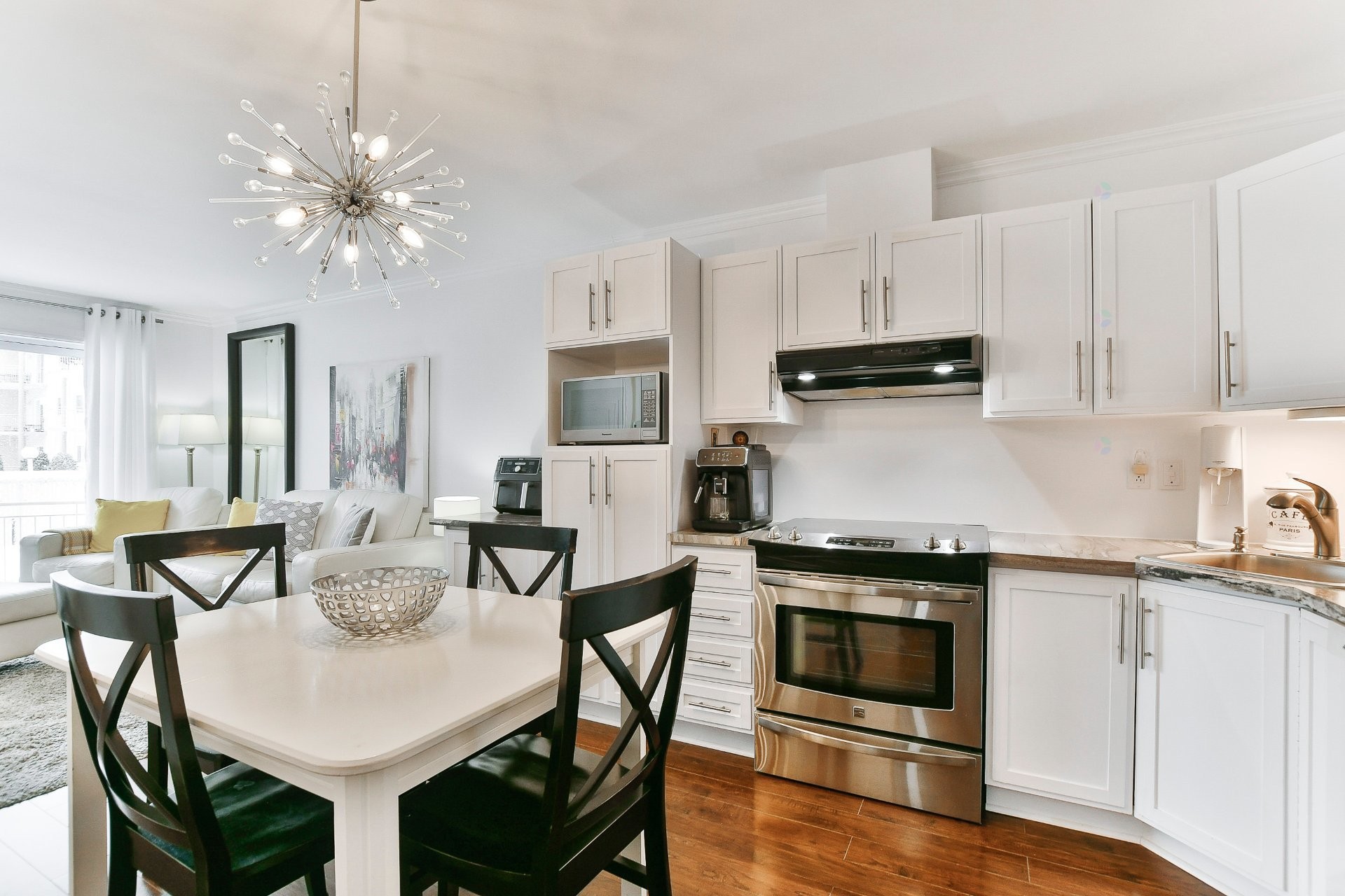 









569


Boul. Iberville

, 102,
Repentigny (Repentigny),




QC
J6A2C2

