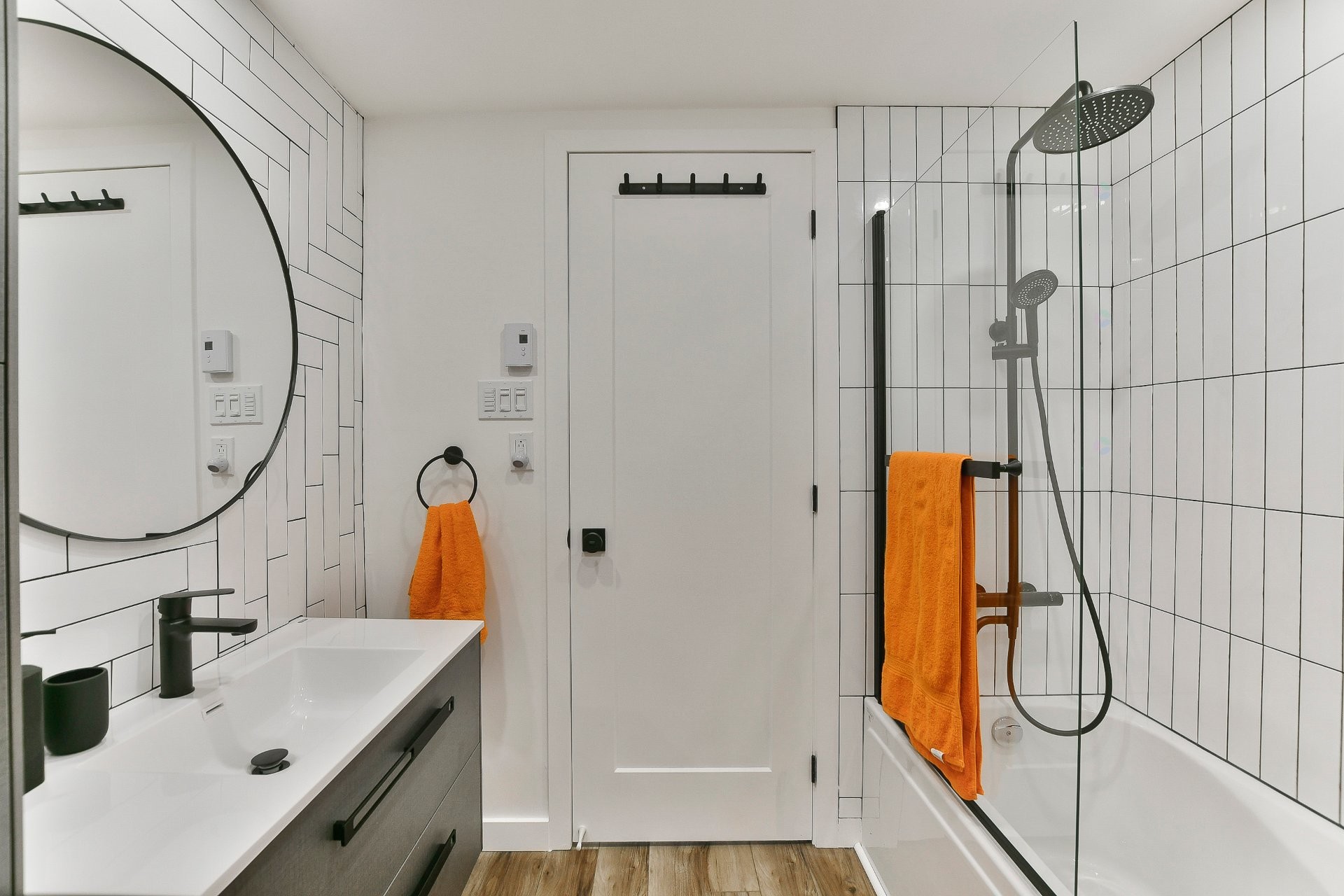 









691


Rue Notre-Dame

, 214,
Saint-Sulpice,




QC
J5W3W9

