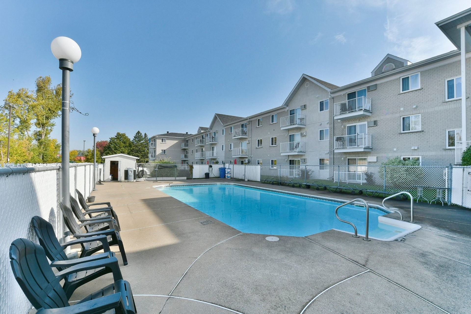 









691


Rue Notre-Dame

, 214,
Saint-Sulpice,




QC
J5W3W9

