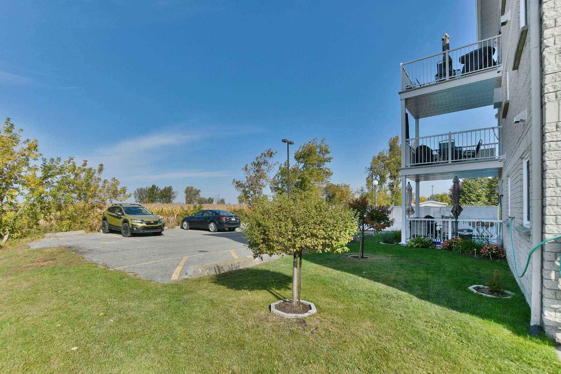 









691


Rue Notre-Dame

, 214,
Saint-Sulpice,




QC
J5W3W9

