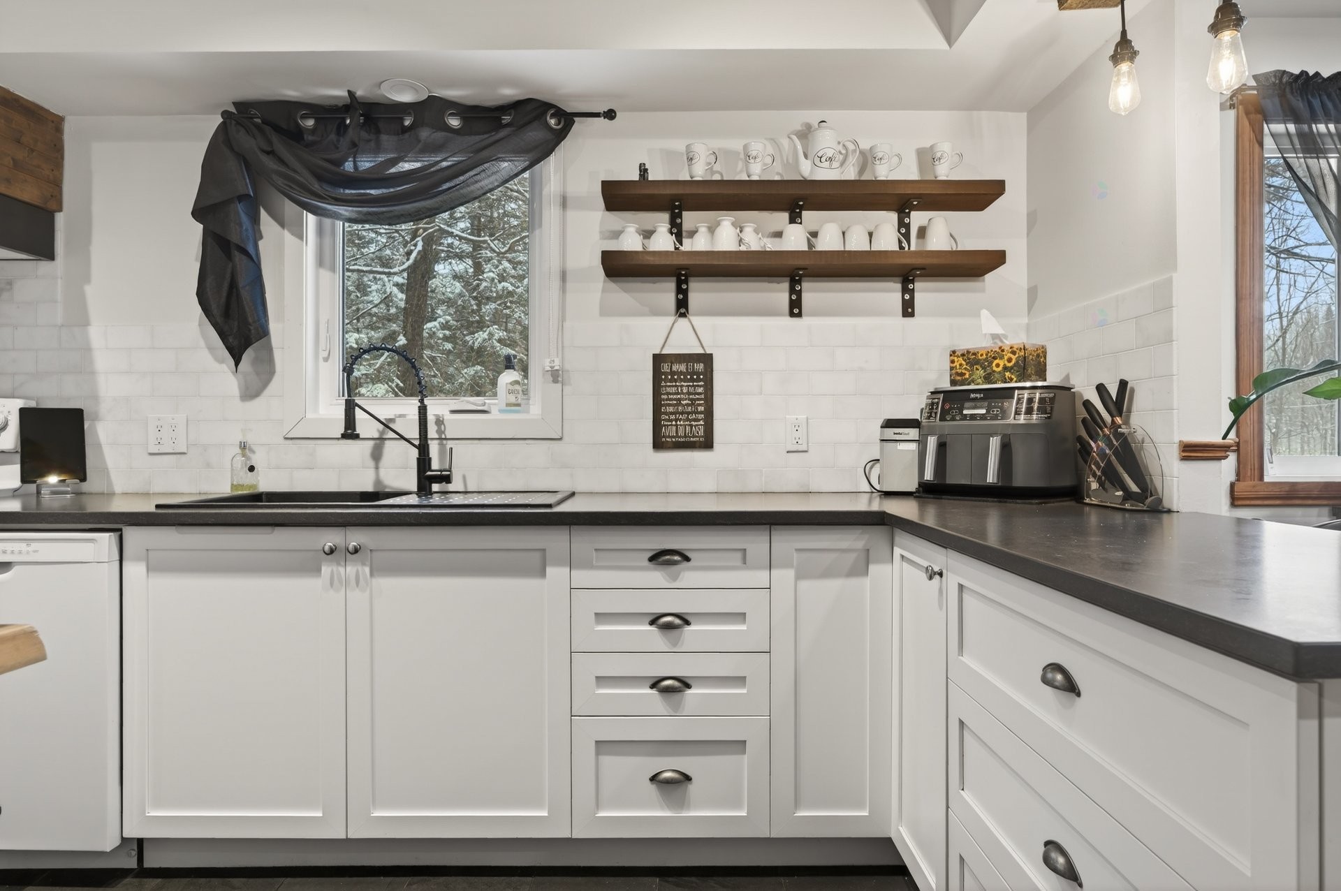 









252


Ch. Cambria

,
Gore,




QC
J0V1K0

