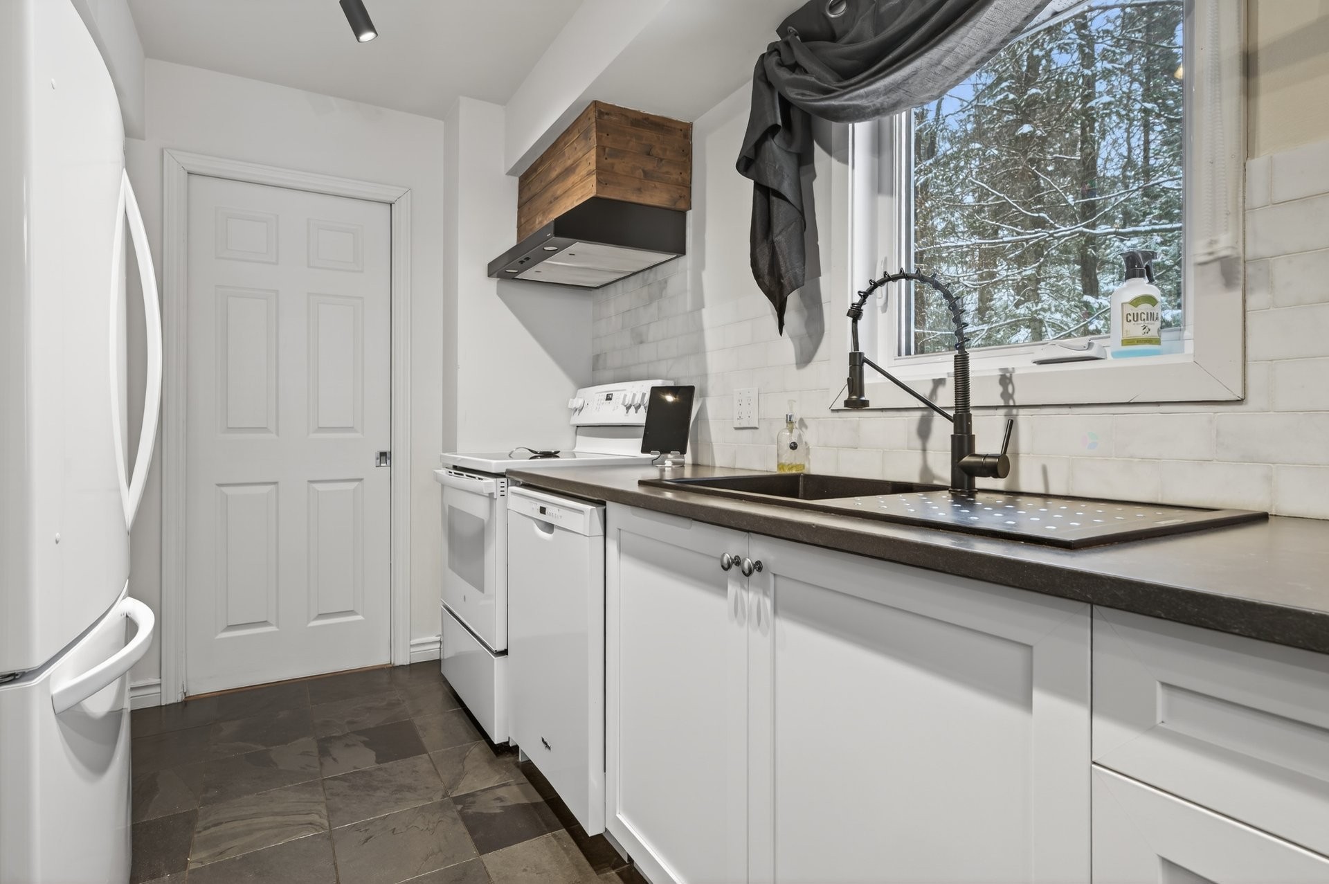 









252


Ch. Cambria

,
Gore,




QC
J0V1K0

