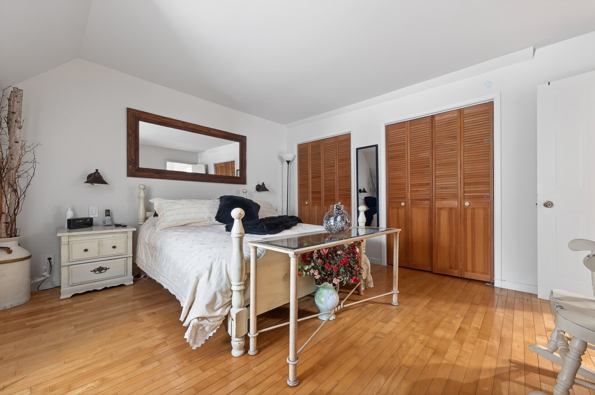 









252


Ch. Cambria

,
Gore,




QC
J0V1K0

