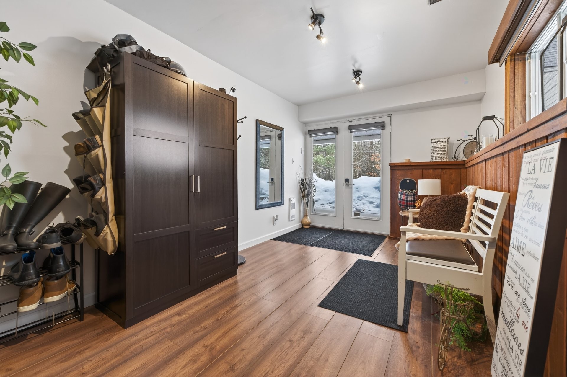 









252


Ch. Cambria

,
Gore,




QC
J0V1K0

