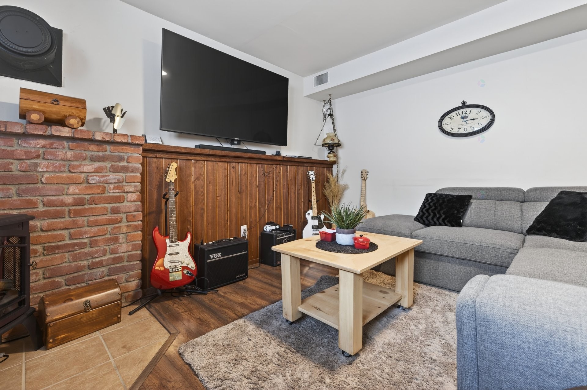 









252


Ch. Cambria

,
Gore,




QC
J0V1K0

