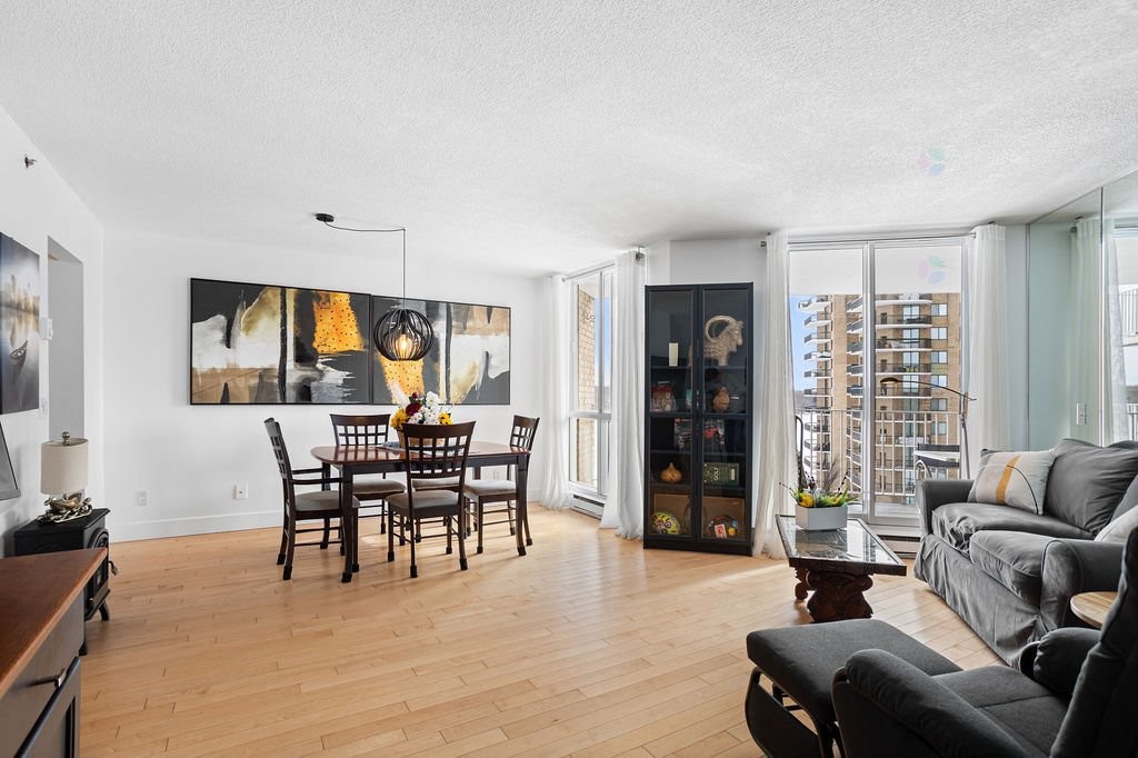 









4480


Prom. Paton

, 704,
Laval (Chomedey),




QC
H7W5E1

