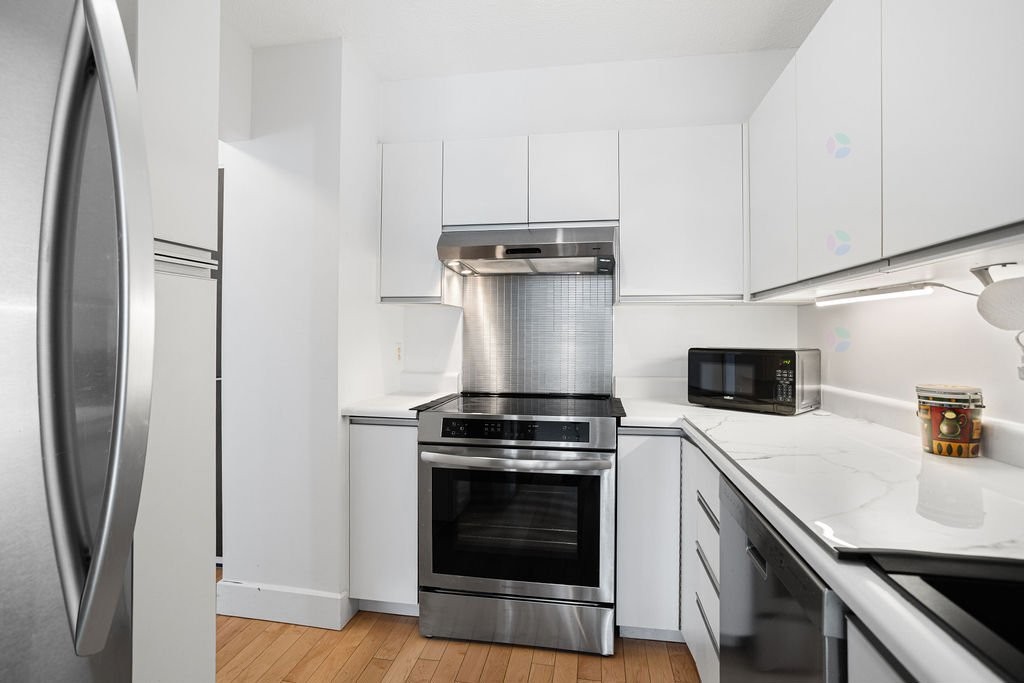 









4480


Prom. Paton

, 704,
Laval (Chomedey),




QC
H7W5E1

