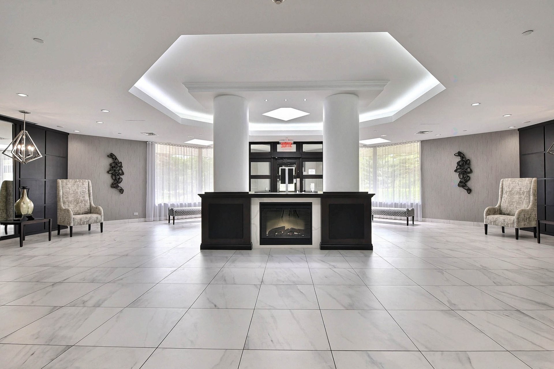 









4480


Prom. Paton

, 704,
Laval (Chomedey),




QC
H7W5E1

