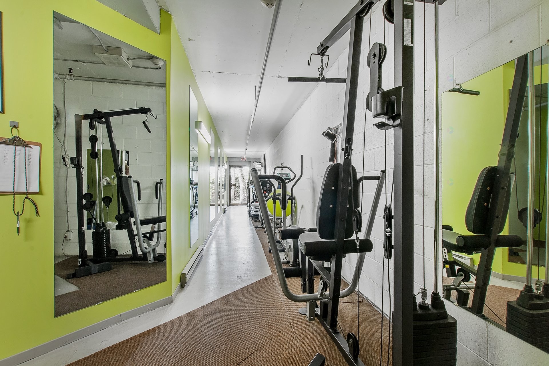 









4480


Prom. Paton

, 704,
Laval (Chomedey),




QC
H7W5E1

