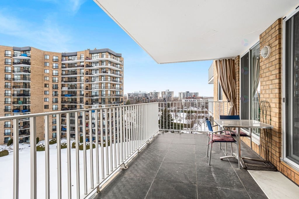 









4480


Prom. Paton

, 704,
Laval (Chomedey),




QC
H7W5E1

