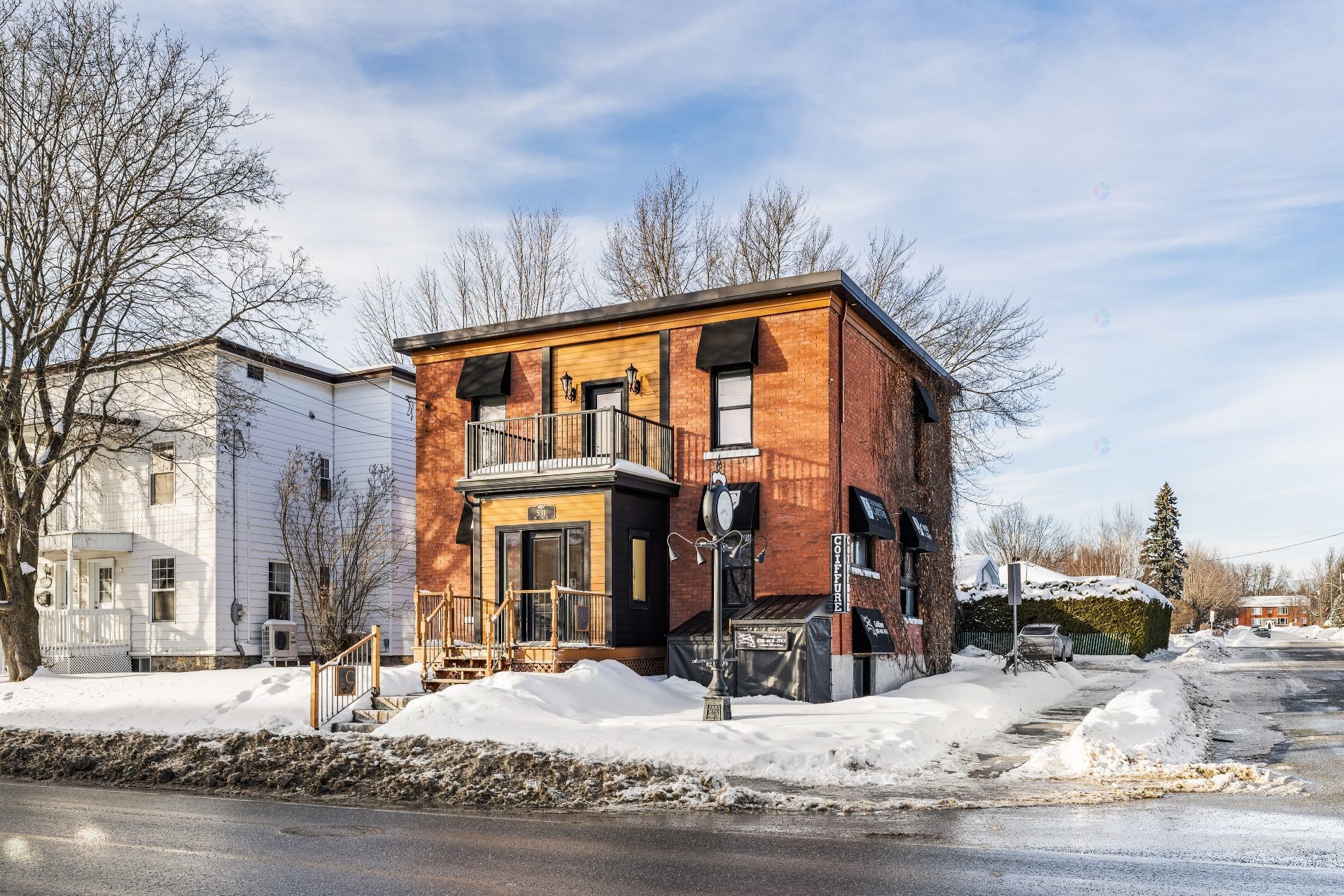 









531


Rue du Conseil

,
Sherbrooke (Fleurimont),




QC
J1G1J9

