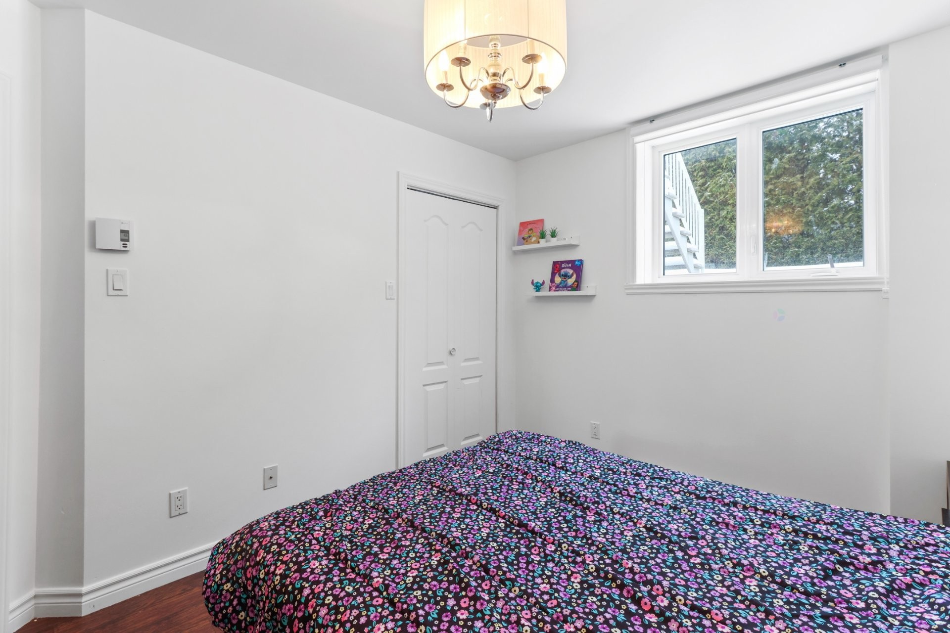 









55


Rue des Tilleuls

,
Sainte-Martine,




QC
J0S1V0

