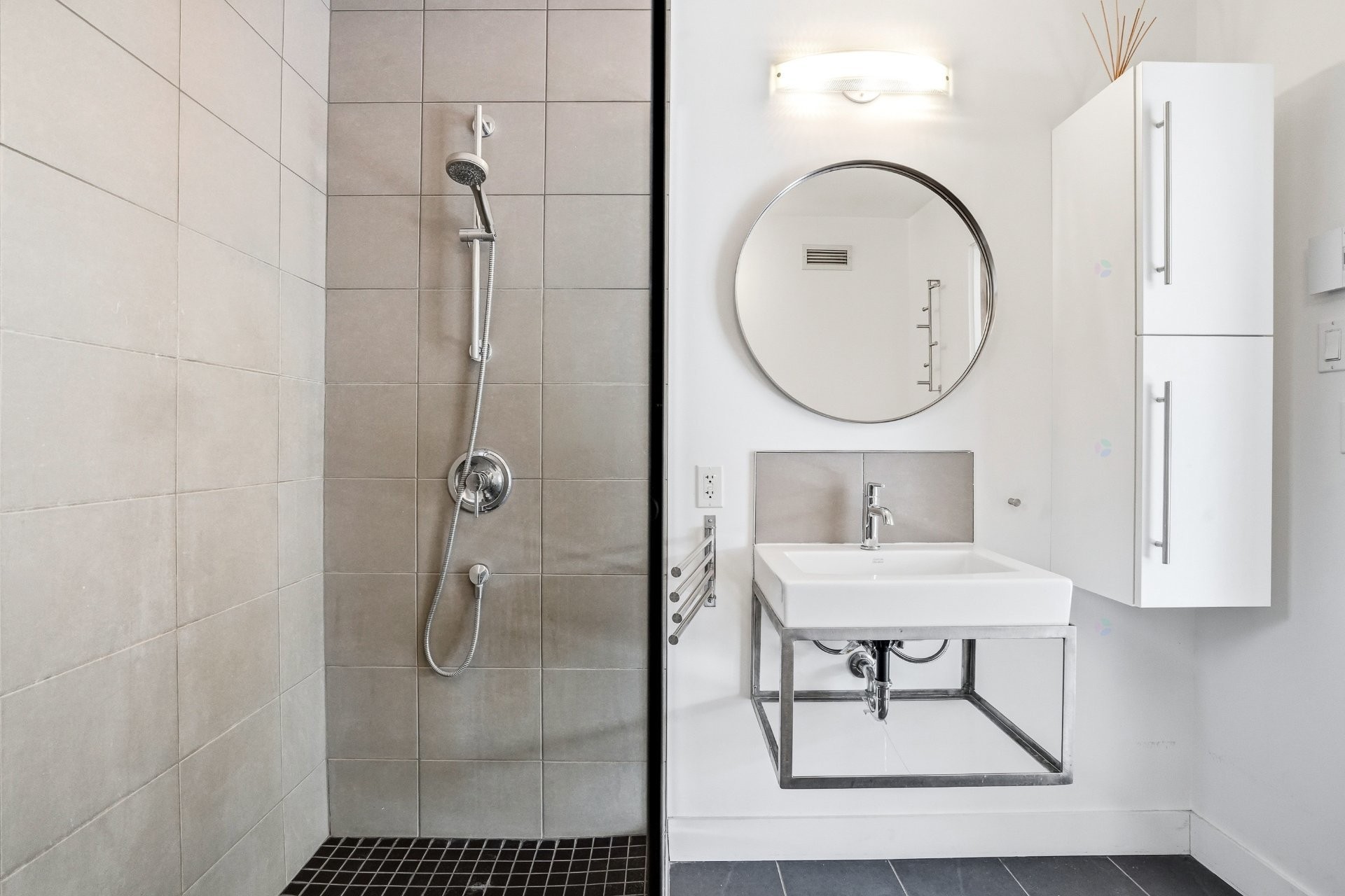 









60


Rue des Cervidés

,
Eastman,




QC
J0E1P0

