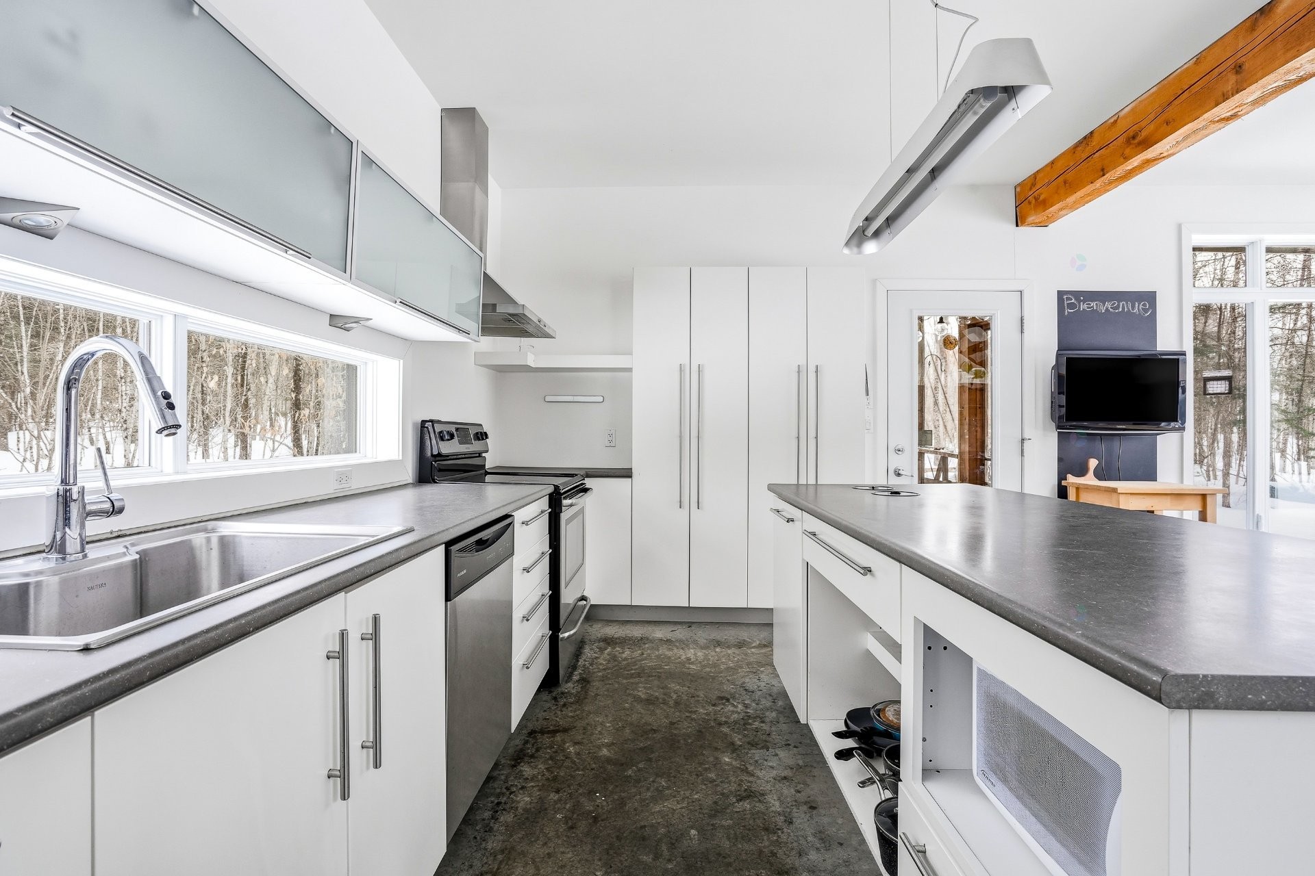 









60


Rue des Cervidés

,
Eastman,




QC
J0E1P0

