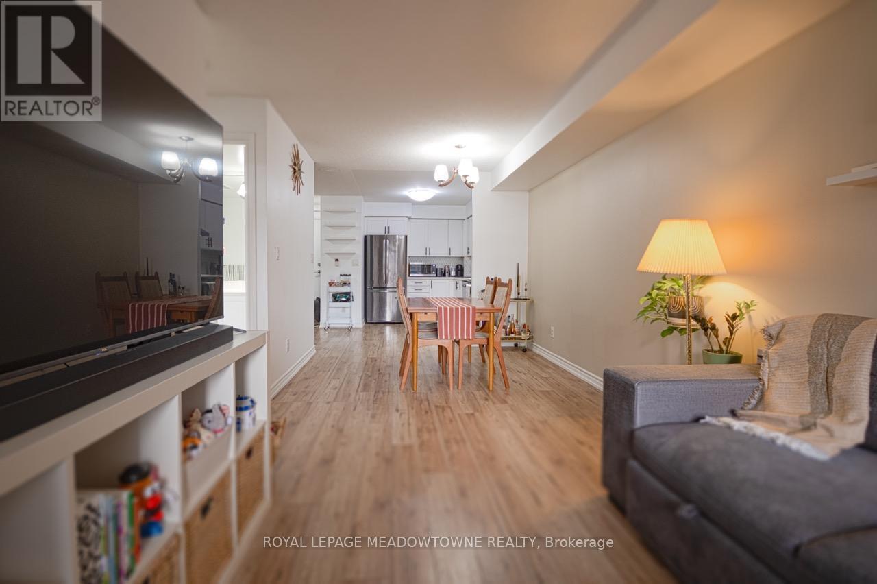 












927 - 3888 DUKE OF YORK BOULEVARD

,
Mississauga,




Ontario
L5B4P5

