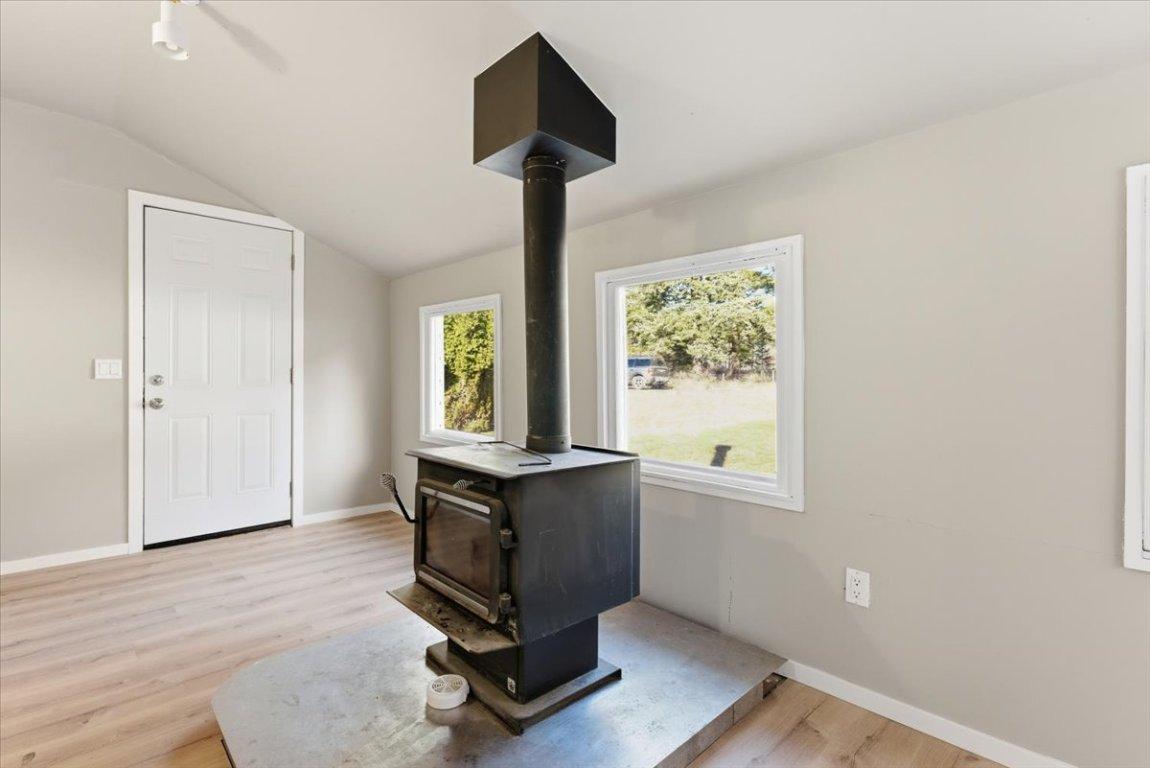 









5783


Tuktakamin

Road,
Falkland,




BC
V0E 1W0

