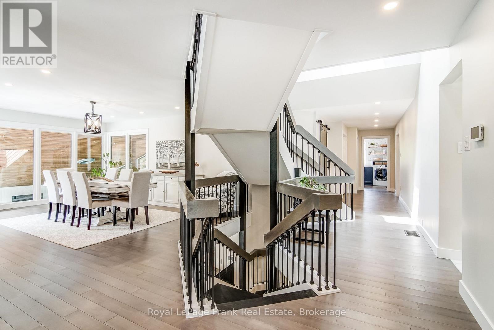 












674 GOODWOOD ROAD

,
Uxbridge,




Ontario
L9P1R4

