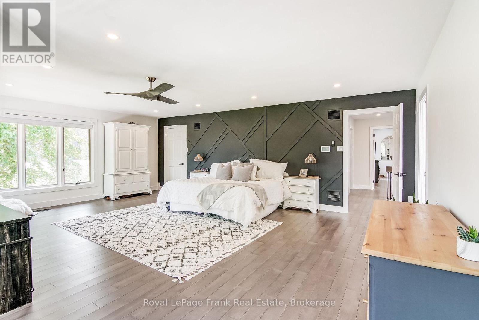 












674 GOODWOOD ROAD

,
Uxbridge,




Ontario
L9P1R4

