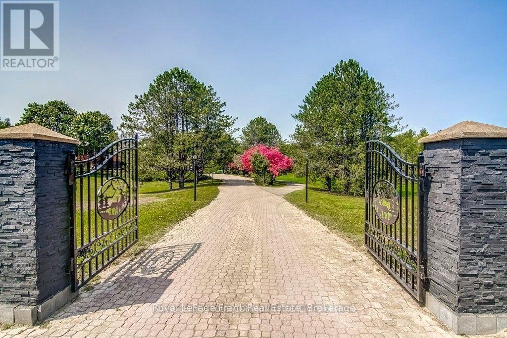 












674 GOODWOOD ROAD

,
Uxbridge,




Ontario
L9P1R4

