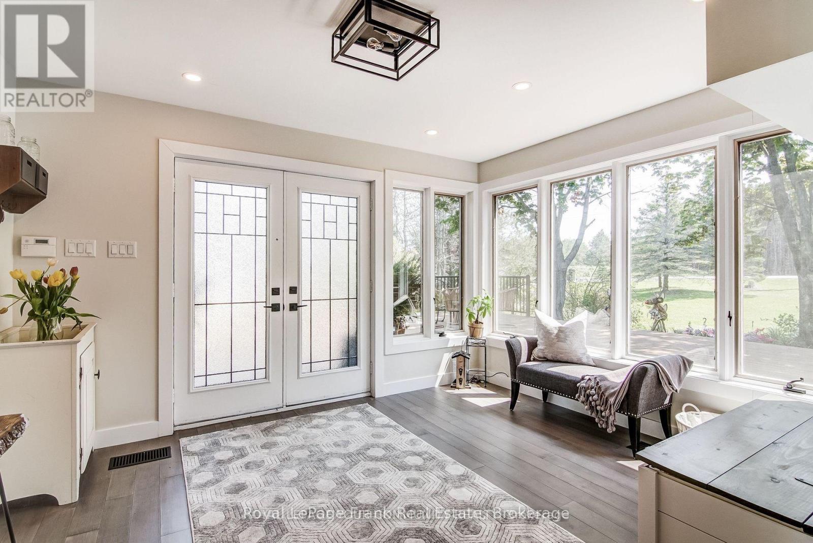 












674 GOODWOOD ROAD

,
Uxbridge,




Ontario
L9P1R4

