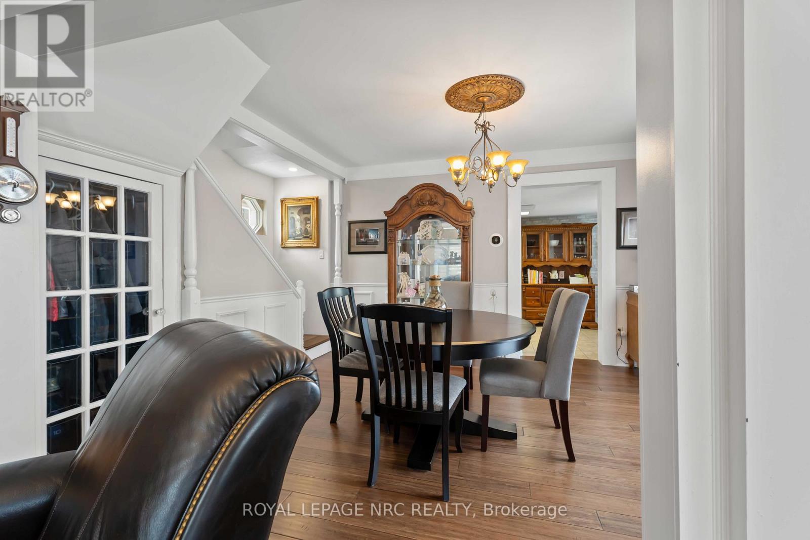 












1359 PELHAM STREET S

,
Pelham (Fonthill),




Ontario
L0S1E0

