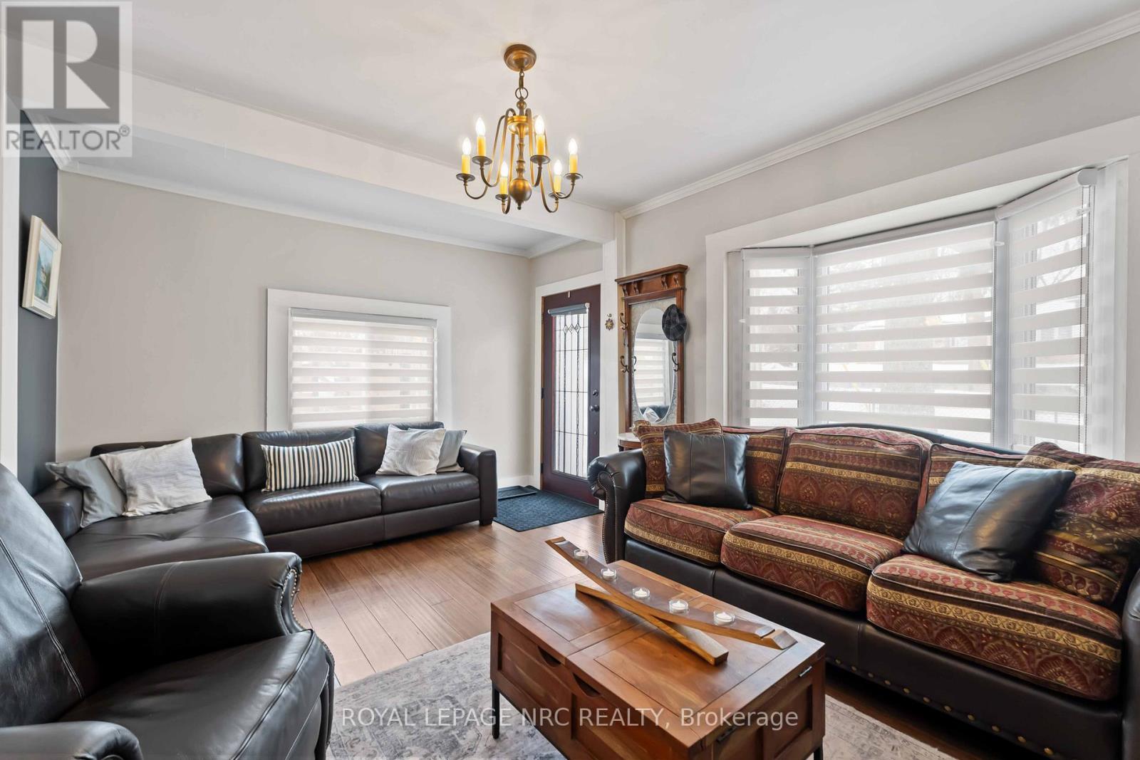 












1359 PELHAM STREET S

,
Pelham (Fonthill),




Ontario
L0S1E0

