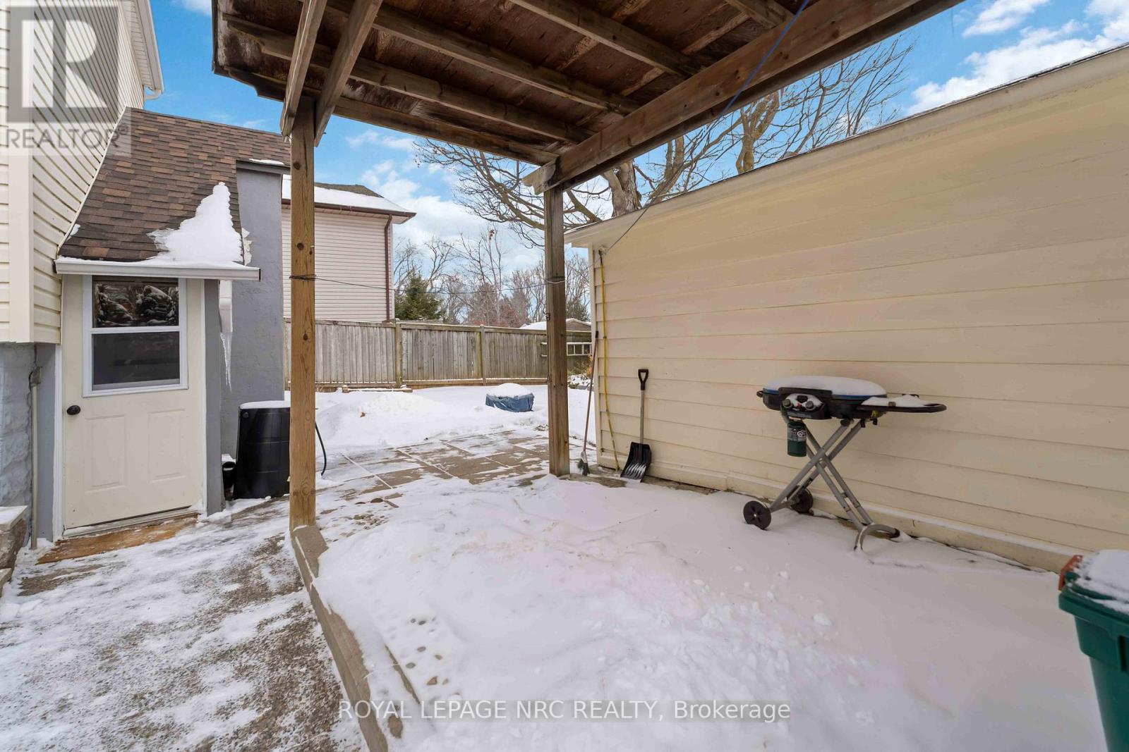 












1359 PELHAM STREET S

,
Pelham (Fonthill),




Ontario
L0S1E0

