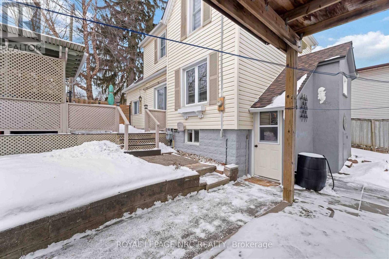 












1359 PELHAM STREET S

,
Pelham (Fonthill),




Ontario
L0S1E0

