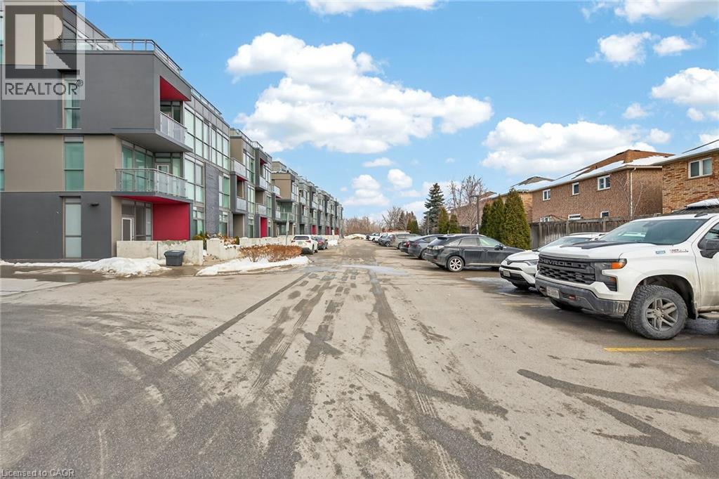 












5220 DUNDAS Street Unit# 508

,
Burlington,




Ontario
L7L0J4

