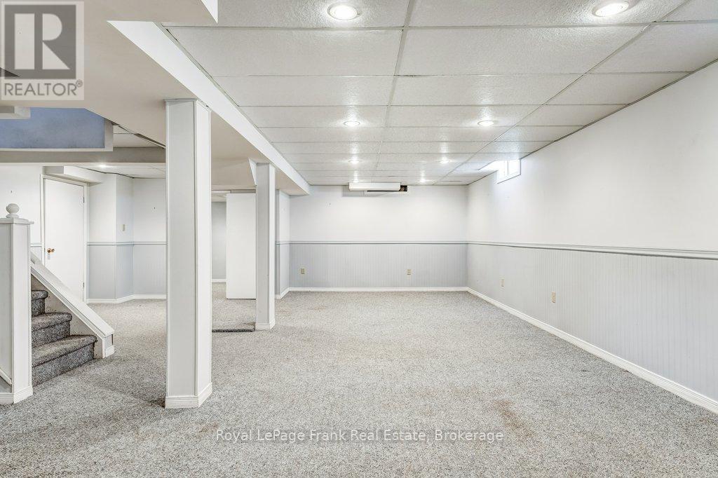 












22 HARTSVILLE AVENUE

,
Toronto,




Ontario
M1C3K4

