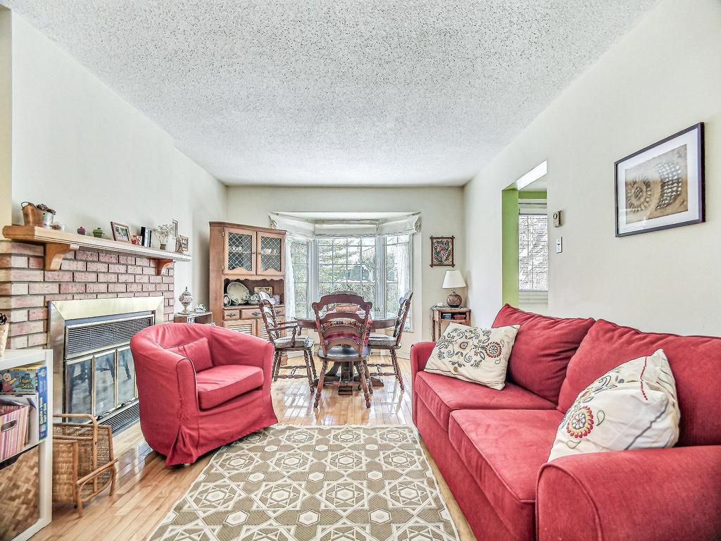 









292


Av. des Artisans

,
Aylmer (Gatineau),




QC
J9J2B6

