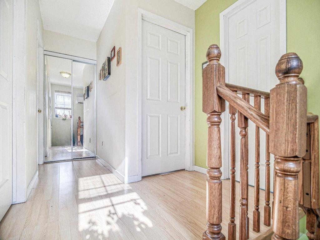 









292


Av. des Artisans

,
Aylmer (Gatineau),




QC
J9J2B6

