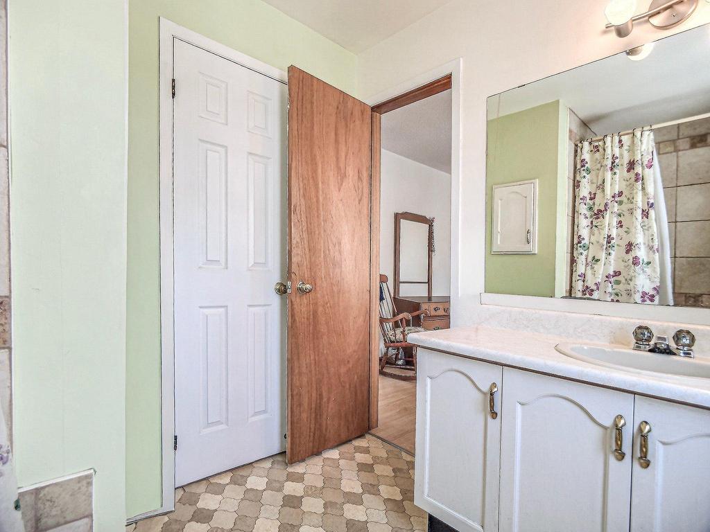 









292


Av. des Artisans

,
Aylmer (Gatineau),




QC
J9J2B6

