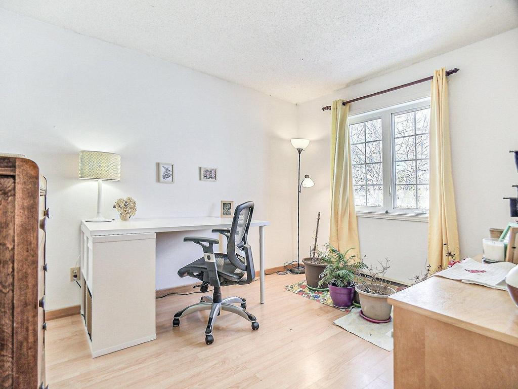 









292


Av. des Artisans

,
Aylmer (Gatineau),




QC
J9J2B6

