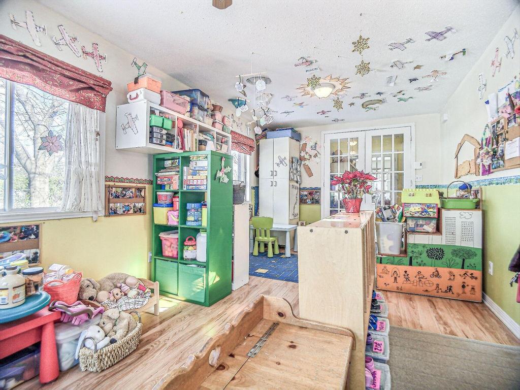 









292


Av. des Artisans

,
Aylmer (Gatineau),




QC
J9J2B6

