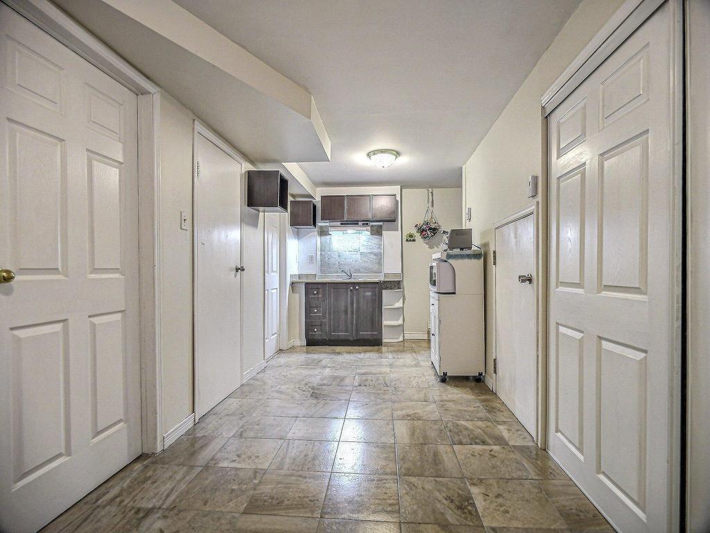 









292


Av. des Artisans

,
Aylmer (Gatineau),




QC
J9J2B6

