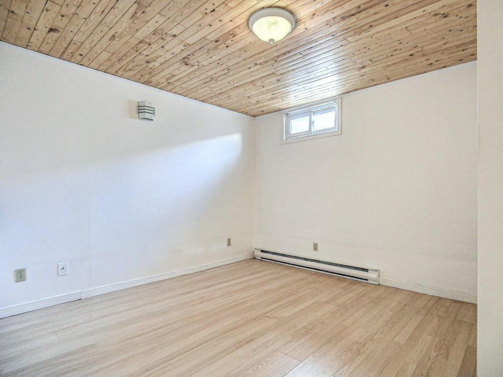 









292


Av. des Artisans

,
Aylmer (Gatineau),




QC
J9J2B6

