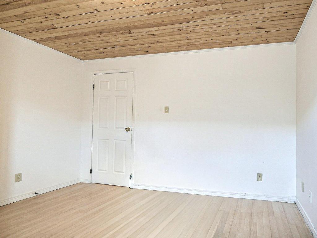 









292


Av. des Artisans

,
Aylmer (Gatineau),




QC
J9J2B6

